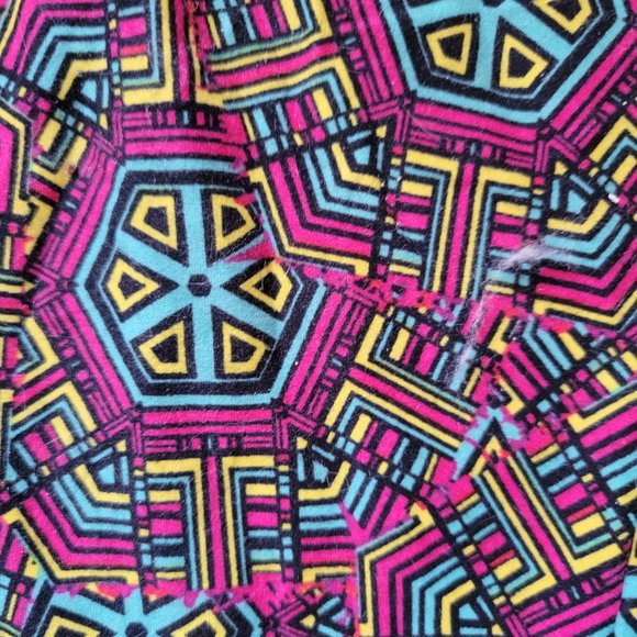 Tall and Curvy LuLaRoe Pink Yellow Blue Geometric Buttery Soft Leggings XXL - Picture 4 of 15